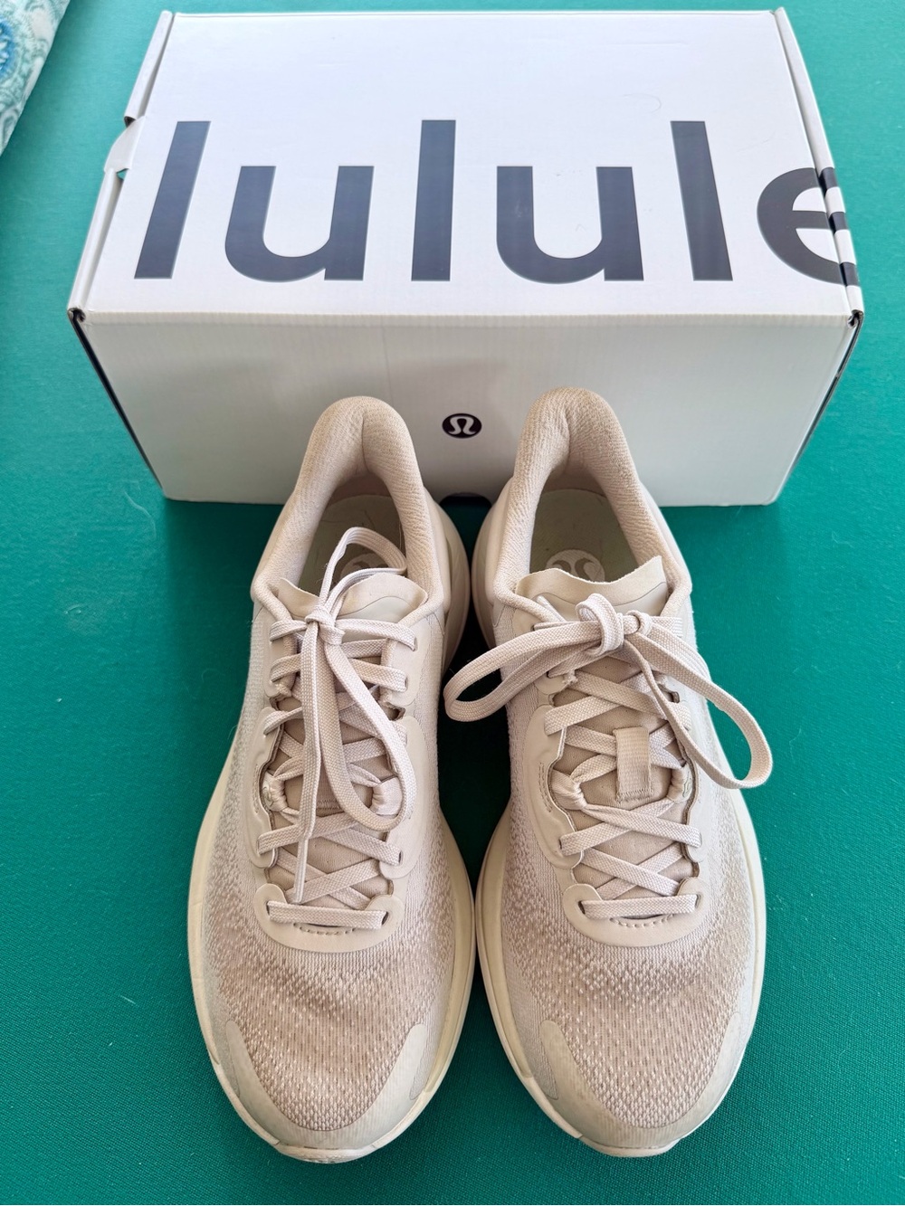 Lululemon Chargefeel 2 Low Lightweight Women's Sneakers Size 5 Tan Riverstone